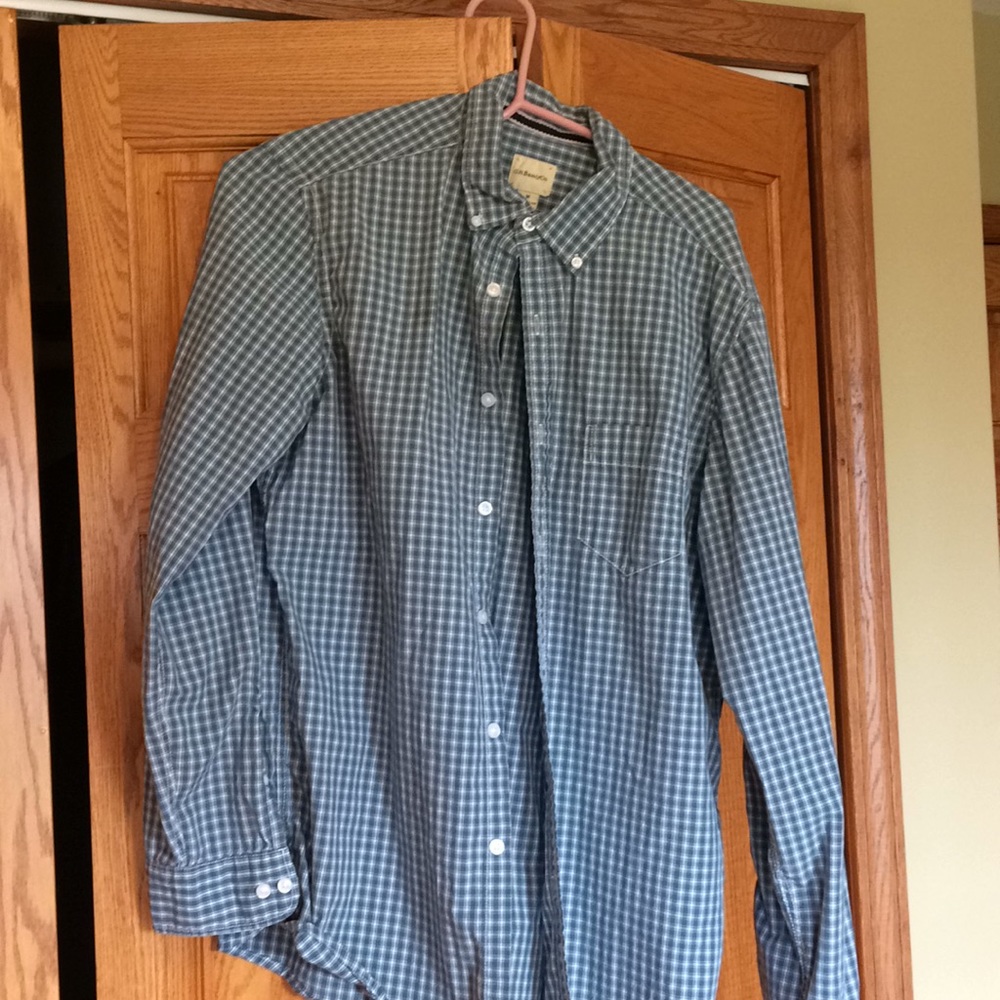 Bass men’s button down medium